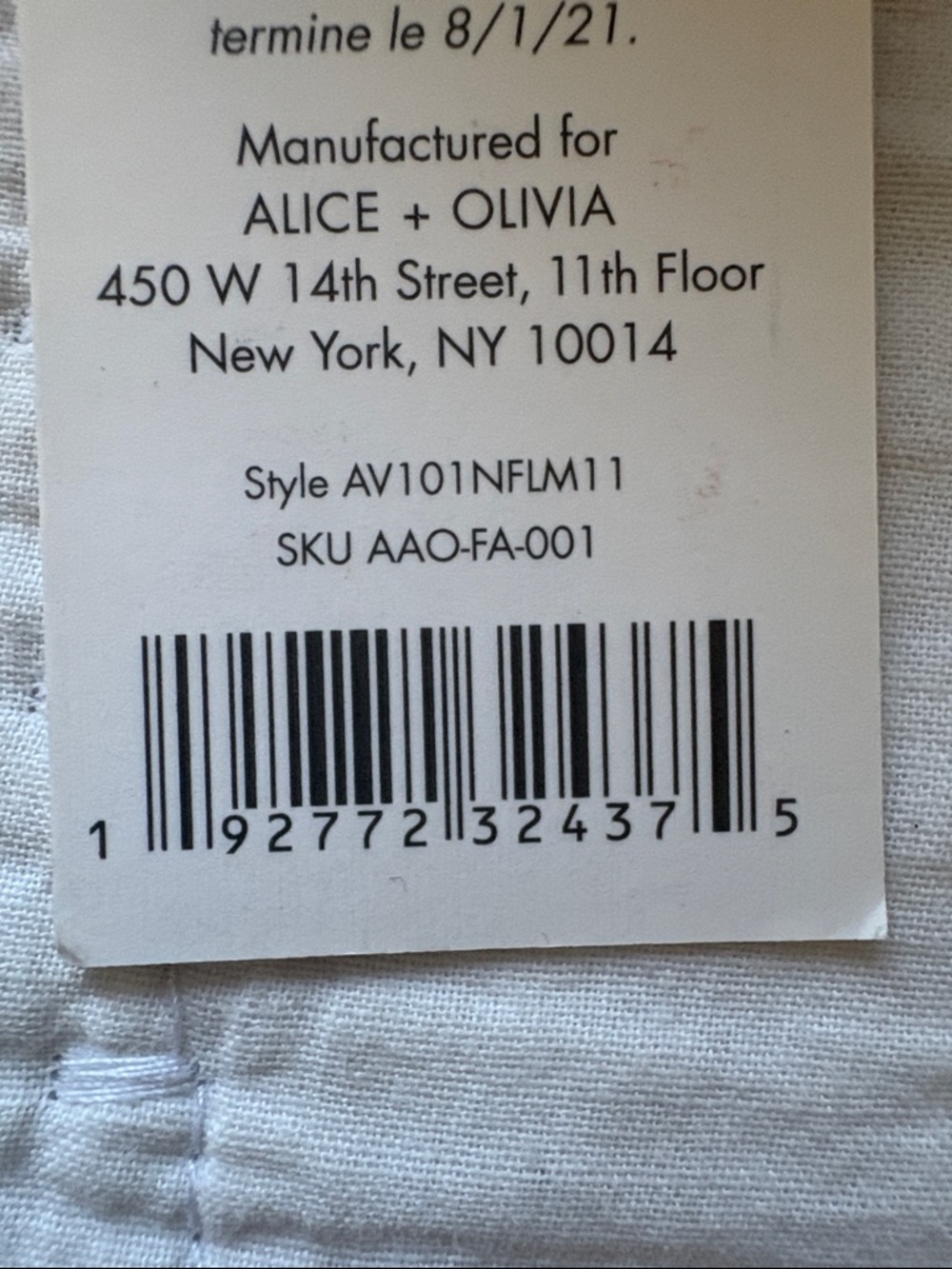 Alice + Olivia Black Reversible Bucket Hat with White Daisy Print - Picture 6 of 9